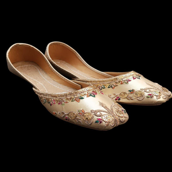 Women's Khussa Elegant Thread Work